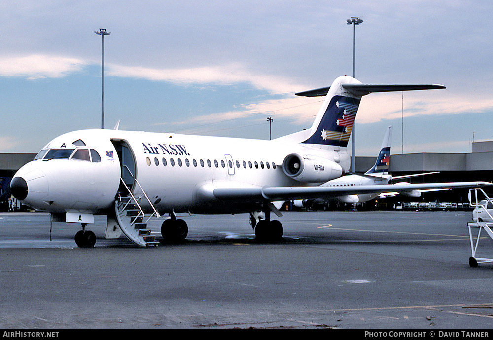 Aircraft Photo of VH-FKA | Fokker F28-1000 Fellowship | Air NSW | AirHistory.net #29596