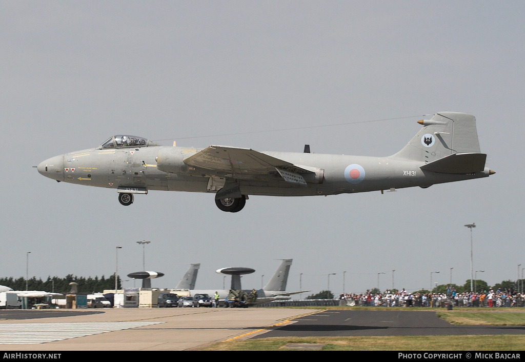 Aircraft Photo of XH131 | English Electric Canberra PR9 | UK - Air Force | AirHistory.net #29686