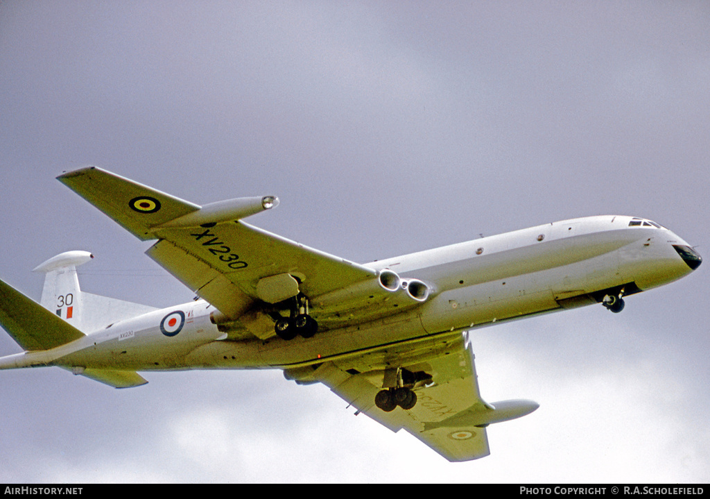 Aircraft Photo of XV230 | Hawker Siddeley HS-801 Nimrod MR.1 | UK - Air Force | AirHistory.net #29841