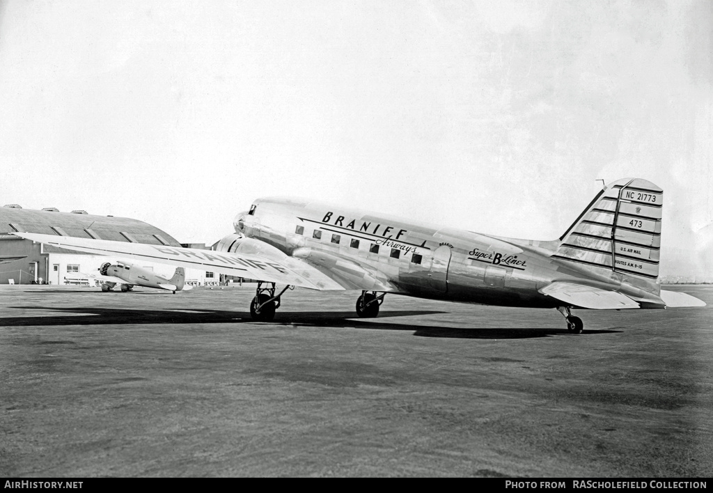 Aircraft Photo of NC21773 | Douglas DC-3-314 | Braniff Airways | AirHistory.net #29855