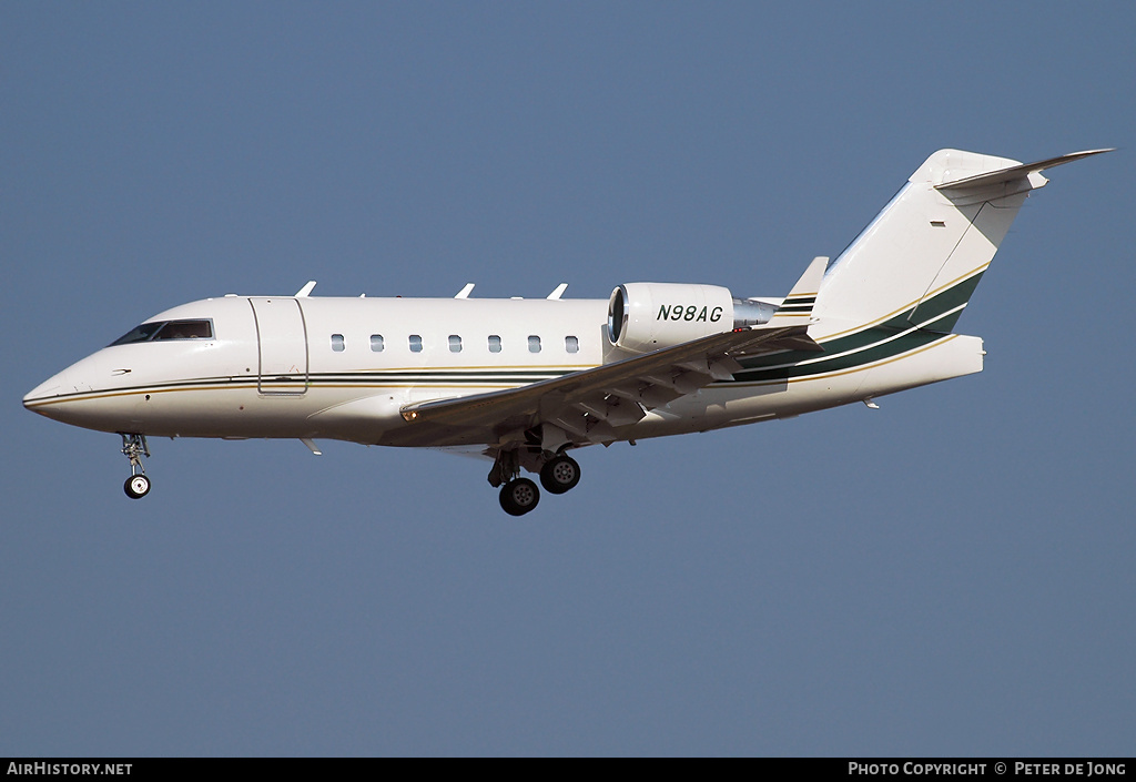 Aircraft Photo of N98AG | Bombardier Challenger 604 (CL-600-2B16) | AirHistory.net #29867