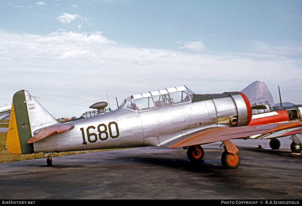 Aircraft Photo of 1680 | North American T-6G Texan | Brazil - Air Force | AirHistory.net #29933