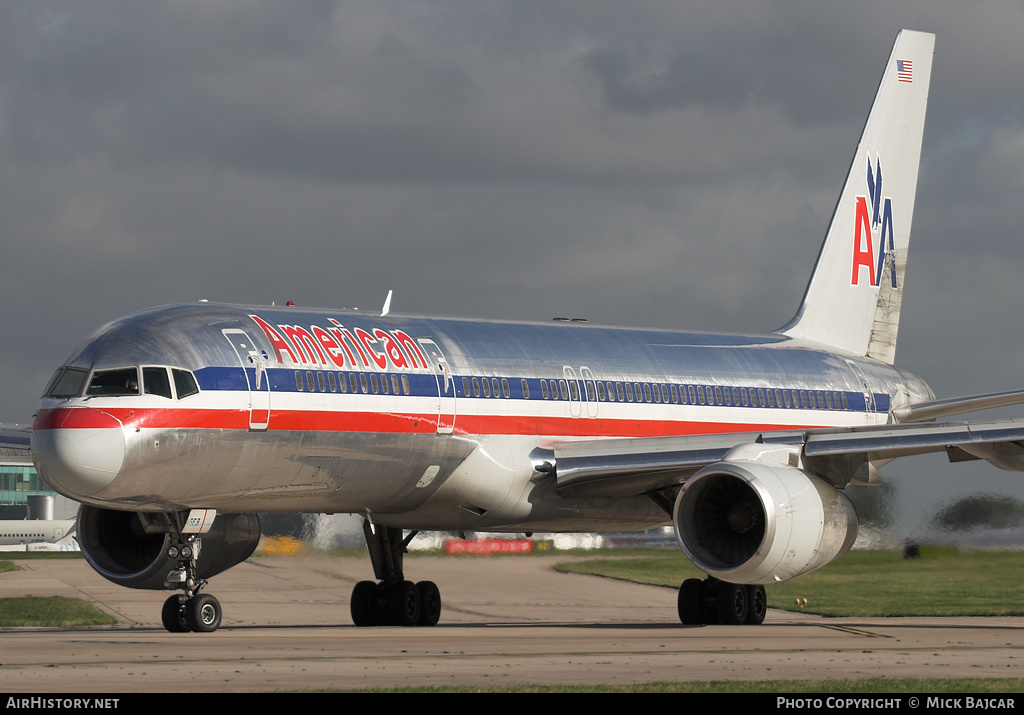 Aircraft Photo of N607AM | Boeing 757-223 | American Airlines | AirHistory.net #30031