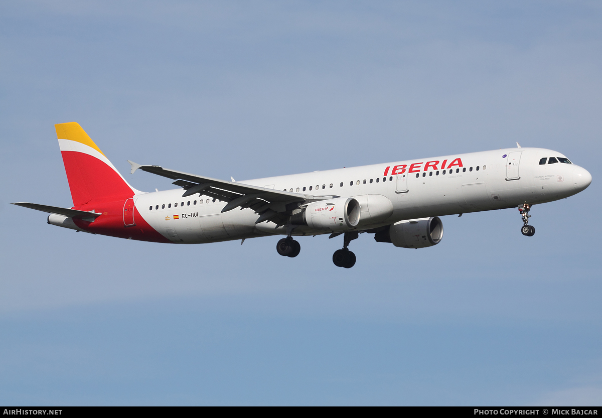Aircraft Photo of EC-HUI | Airbus A321-212 | Iberia | AirHistory.net #30124