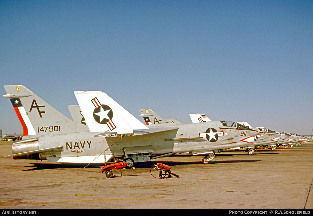 Aircraft Photo of 147901 | Vought F-8H Crusader | USA - Navy | AirHistory.net #30304