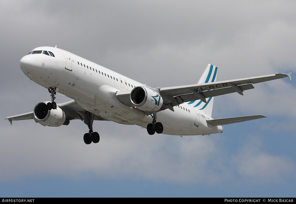 Aircraft Photo of YL-BCB | Airbus A320-211 | AirHistory.net #30337