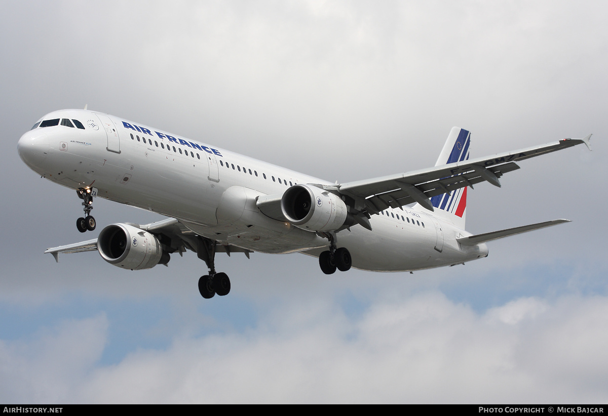 Aircraft Photo of F-GMZA | Airbus A321-111 | Air France | AirHistory.net #30345