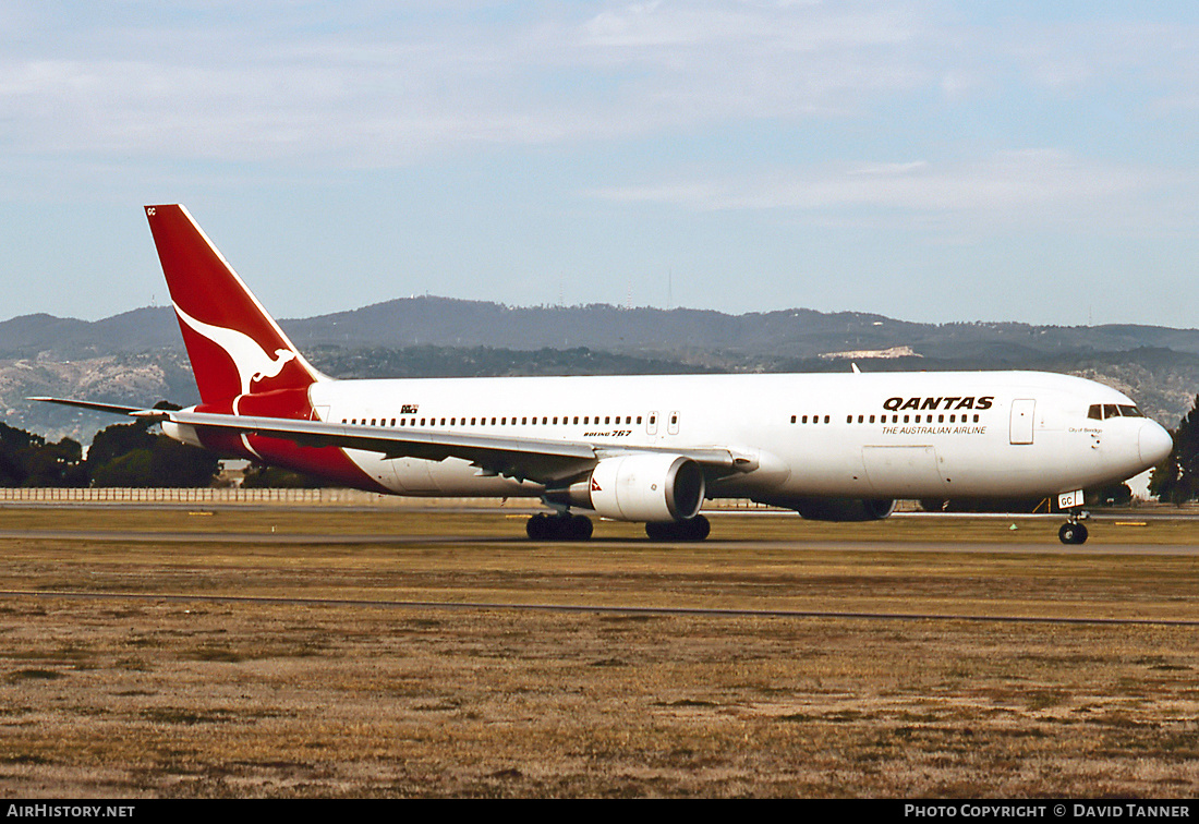 Aircraft Photo of VH-OGC | Boeing 767-338/ER | Qantas | AirHistory.net #31119