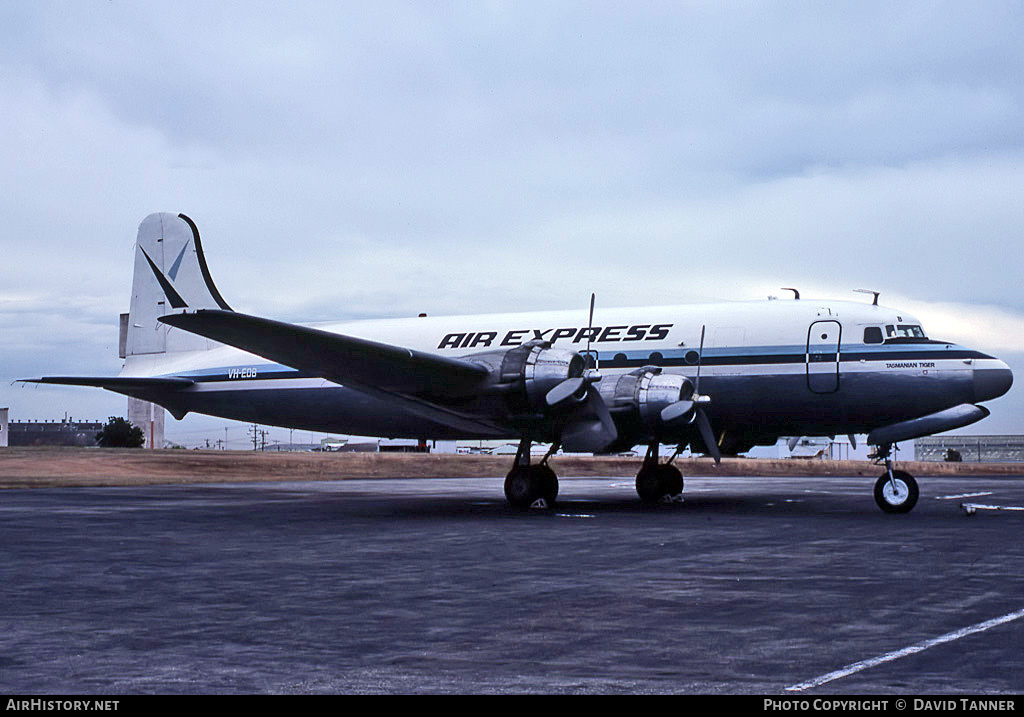 Aircraft Photo of VH-EDB | Douglas C-54A Skymaster | Air Express | AirHistory.net #31238