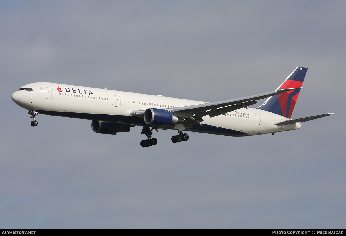 Aircraft Photo of N837MH | Boeing 767-432/ER | Delta Air Lines | AirHistory.net #31316