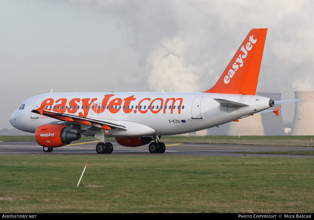 Aircraft Photo of G-EZIU | Airbus A319-111 | EasyJet | AirHistory.net #31577