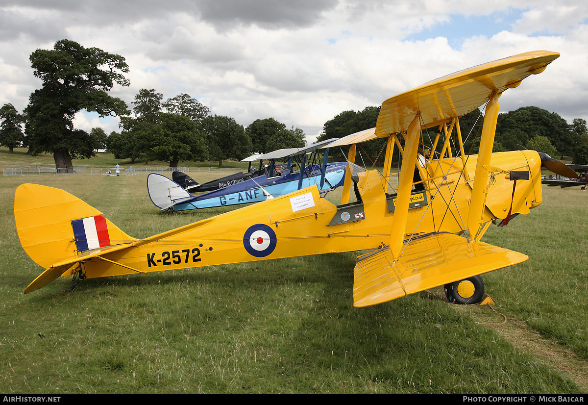 Aircraft Photo of G-AOZH / K-2572 | De Havilland D.H. 82A Tiger Moth II | UK - Air Force | AirHistory.net #31613