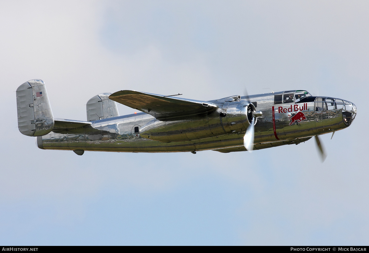 Aircraft Photo of N6123C | North American B-25J Mitchell | Red Bull | AirHistory.net #31614