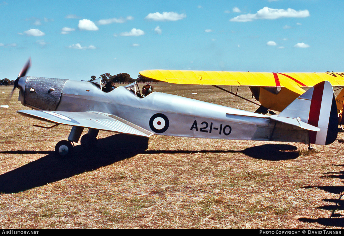 Aircraft Photo of VH-AIB / A21-10 | De Havilland D.H. 94 Moth Minor | Australia - Air Force | AirHistory.net #31793