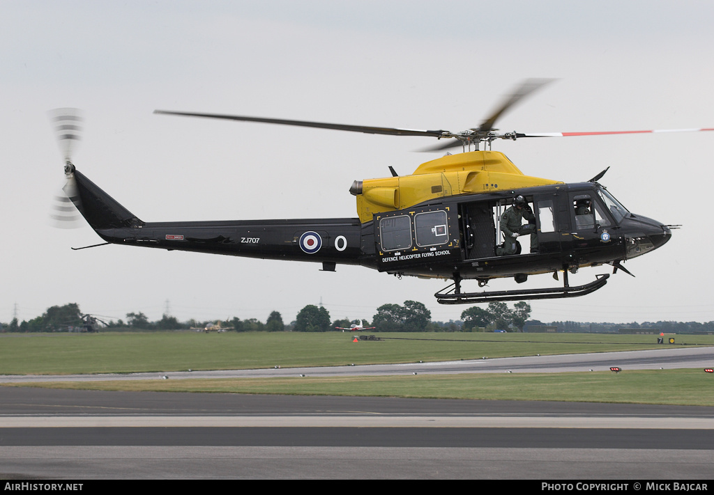 Aircraft Photo of ZJ707 | Bell 412EP Griffin HT1 | UK - Air Force | AirHistory.net #31840