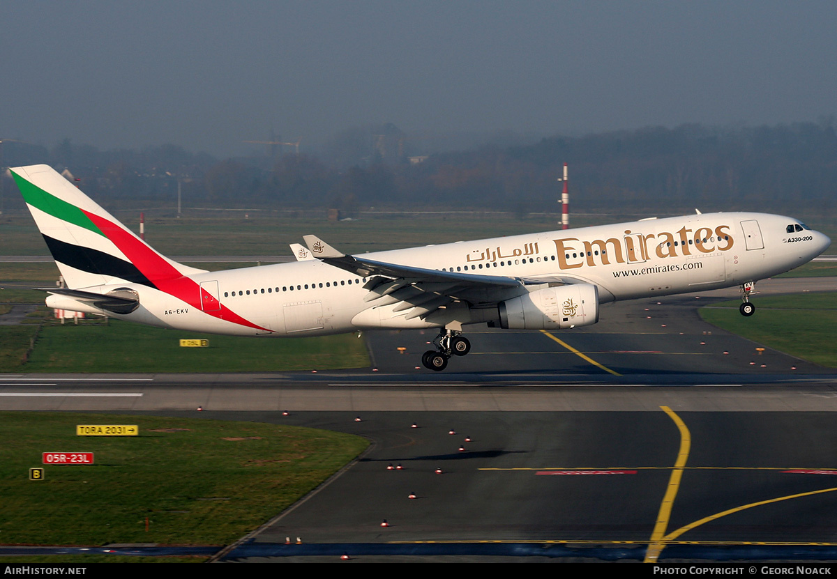 Aircraft Photo of A6-EKV | Airbus A330-243 | Emirates | AirHistory.net #31954