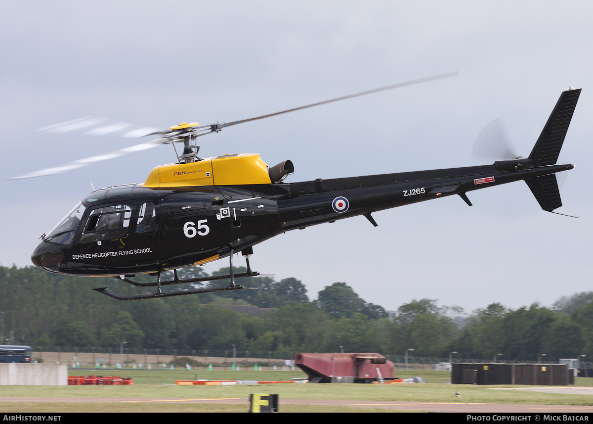 Aircraft Photo of ZJ265 | Eurocopter AS-350BB Squirrel HT1 | UK - Air Force | AirHistory.net #31958