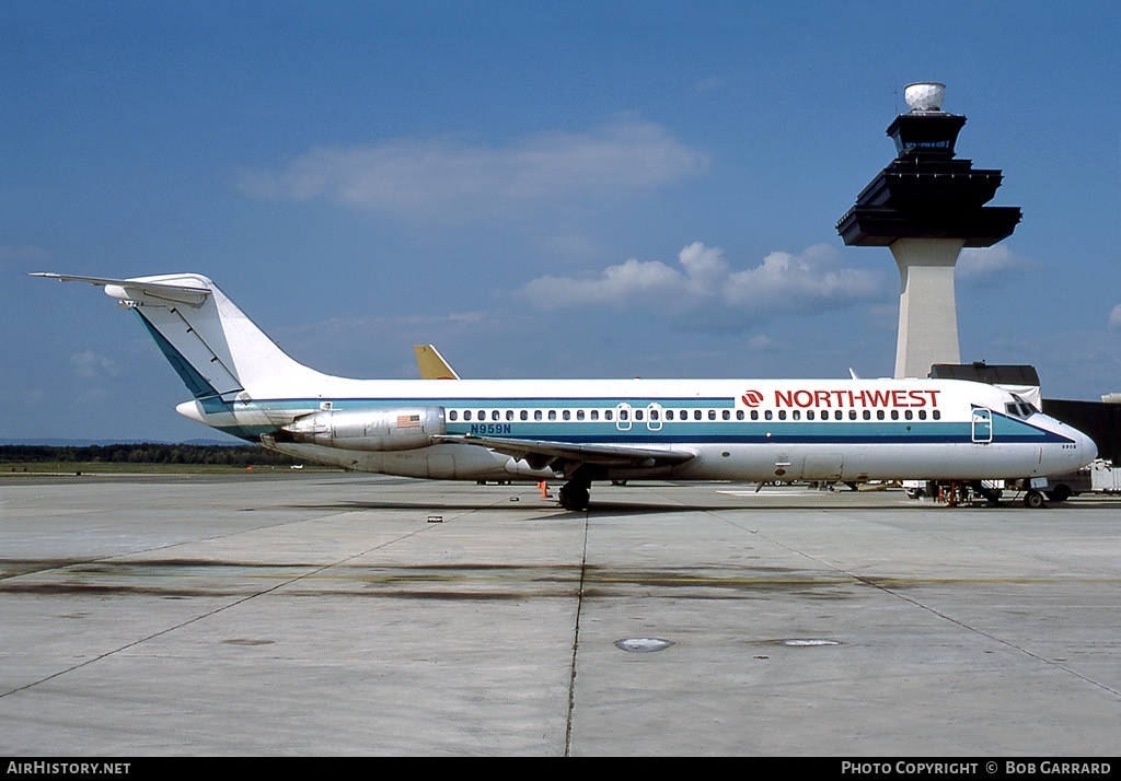 Aircraft Photo of N959N | McDonnell Douglas DC-9-31 | Northwest Airlines | AirHistory.net #32517