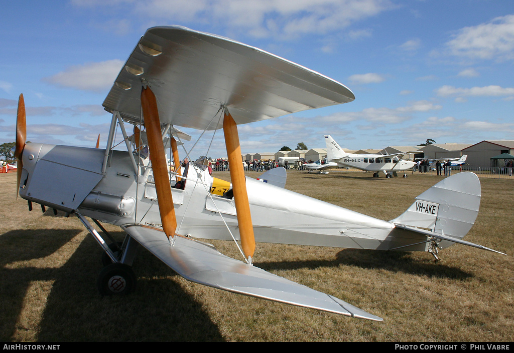 Aircraft Photo of VH-AKE | De Havilland D.H. 82A Tiger Moth | AirHistory.net #32898