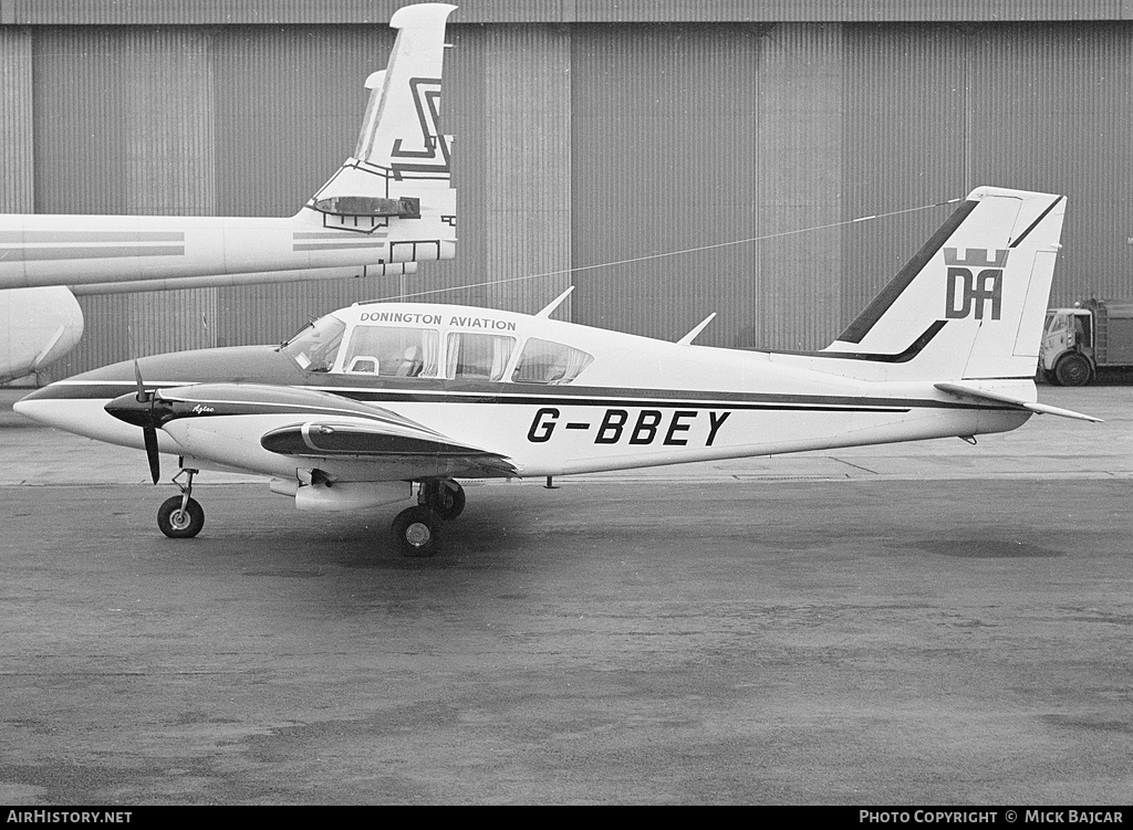 Aircraft Photo of G-BBEY | Piper PA-23-250 Aztec E | Donington Aviation | AirHistory.net #33038