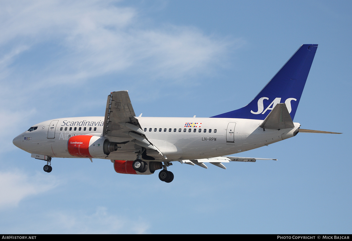 Aircraft Photo of LN-RPW | Boeing 737-683 | Scandinavian Airlines - SAS | AirHistory.net #33064