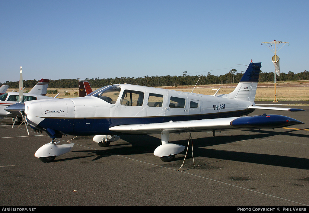 Aircraft Photo of VH-AST | Piper PA-32-300 Cherokee Six | AirHistory.net #33323