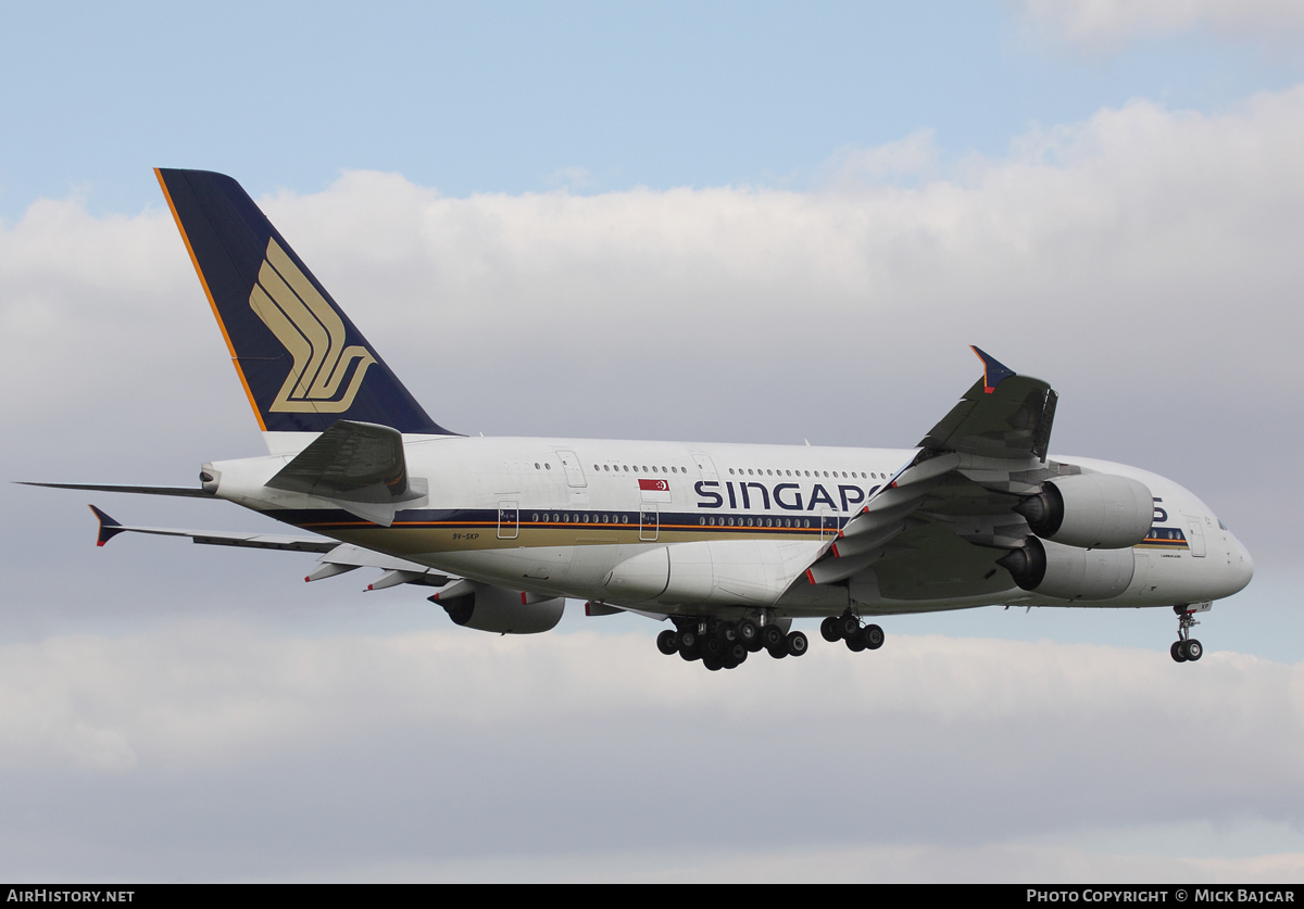 Aircraft Photo of 9V-SKP | Airbus A380-841 | Singapore Airlines | AirHistory.net #33478
