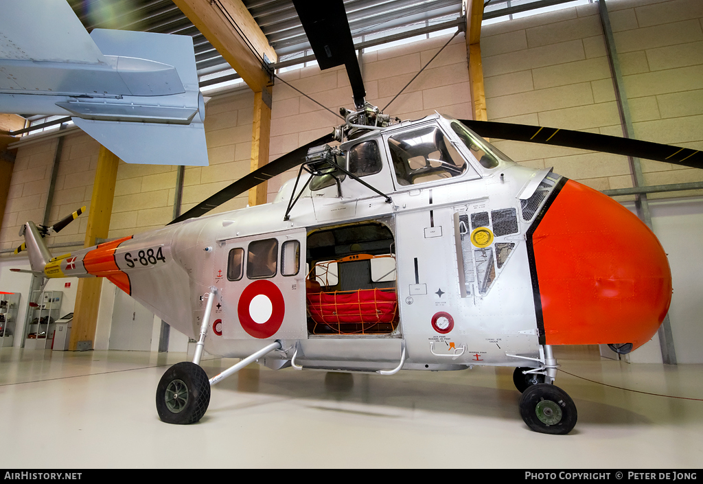 Aircraft Photo of S-884 | Sikorsky S-55C | Denmark - Air Force | AirHistory.net #33497