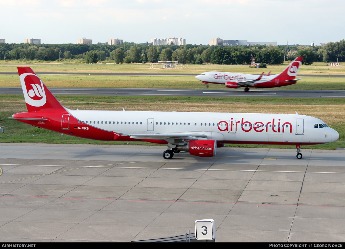 Aircraft Photo of D-ABCB | Airbus A321-211 | Air Berlin | AirHistory.net #33509