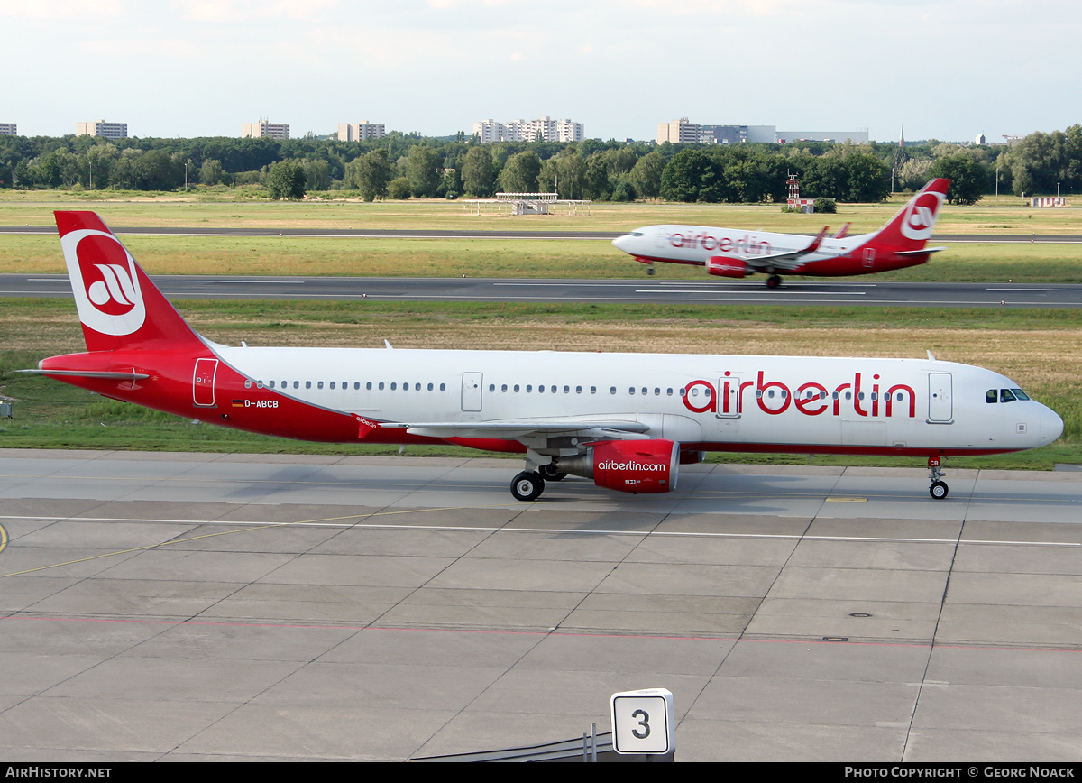 Aircraft Photo of D-ABCB | Airbus A321-211 | Air Berlin | AirHistory.net #33509