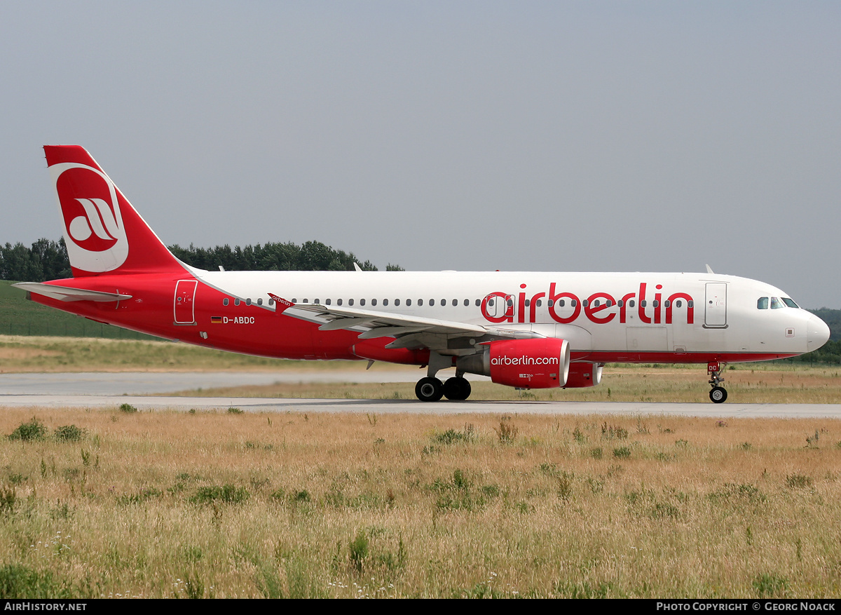Aircraft Photo of D-ABDC | Airbus A320-214 | Air Berlin | AirHistory.net #33514