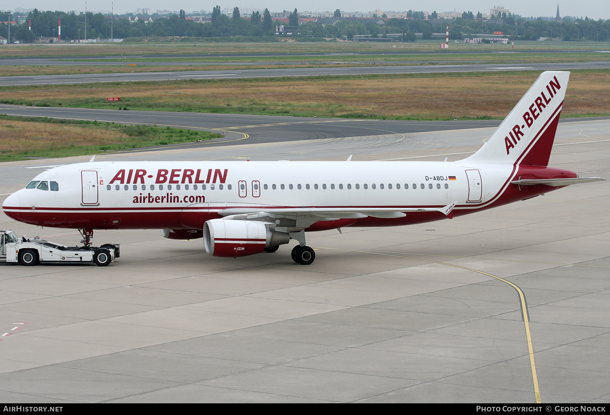 Aircraft Photo of D-ABDJ | Airbus A320-214 | Air Berlin | AirHistory.net #33519
