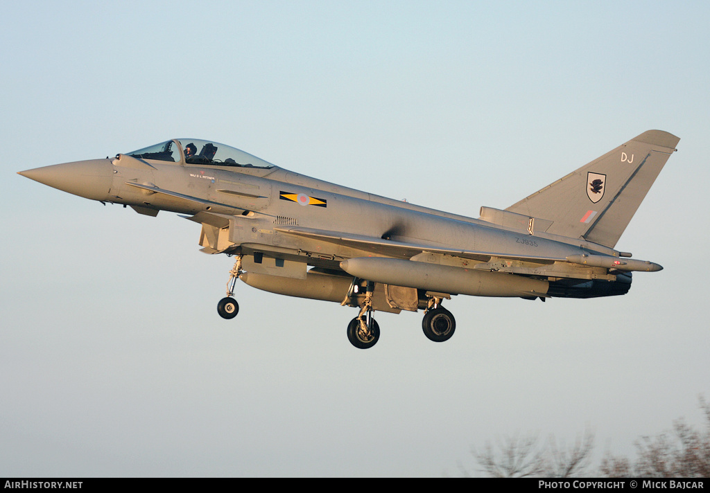 Aircraft Photo of ZJ935 | Eurofighter EF-2000 Typhoon FGR4 | UK - Air Force | AirHistory.net #33587