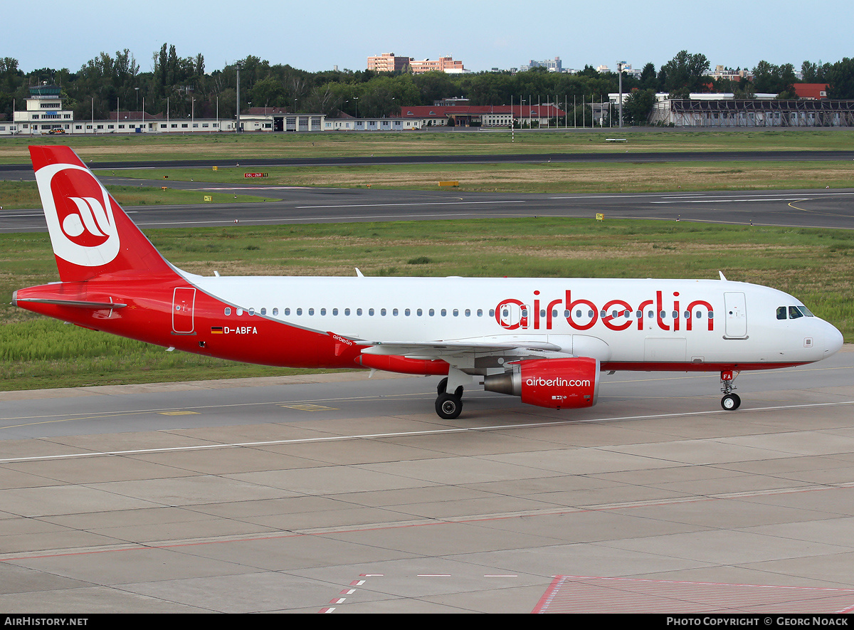 Aircraft Photo of D-ABFA | Airbus A320-214 | Air Berlin | AirHistory.net #33595