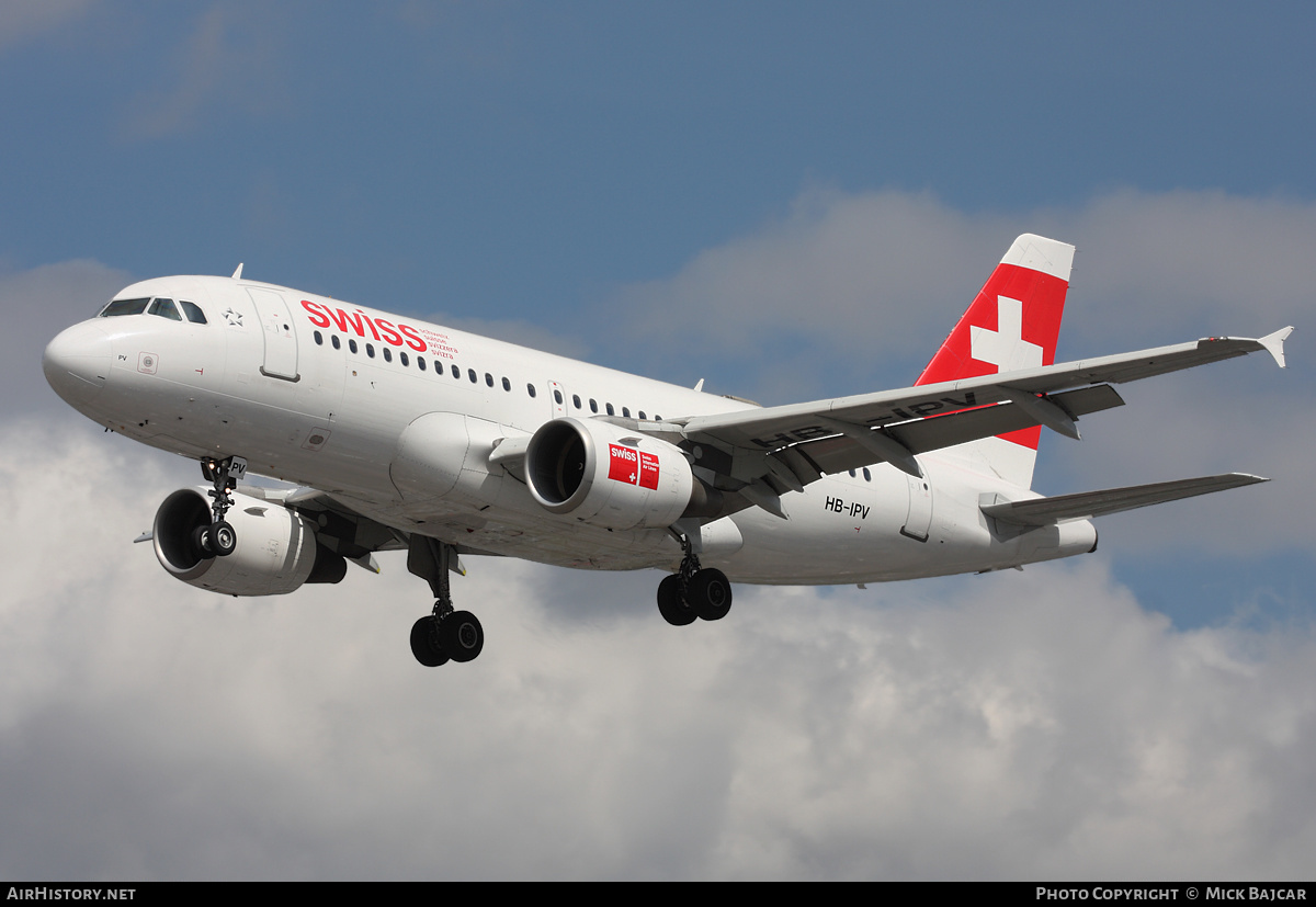 Aircraft Photo of HB-IPV | Airbus A319-112 | Swiss International Air Lines | AirHistory.net #33710