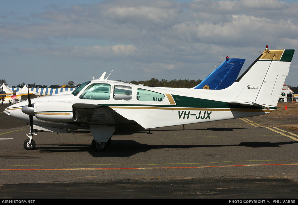 Aircraft Photo of VH-JJX | Beech B55 Baron (95-B55) | AirHistory.net #33845