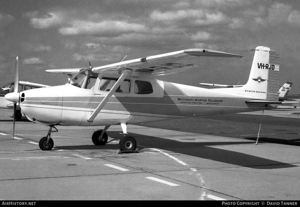 Aircraft Photo of VH-RJD | Cessna 172 | Missionary Aviation Fellowship - MAF | AirHistory.net #33883
