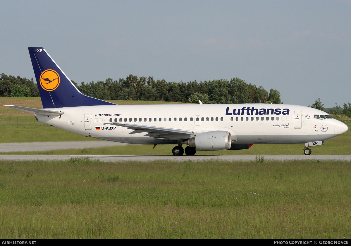 Aircraft Photo of D-ABXP | Boeing 737-330 | Lufthansa | AirHistory.net #33959