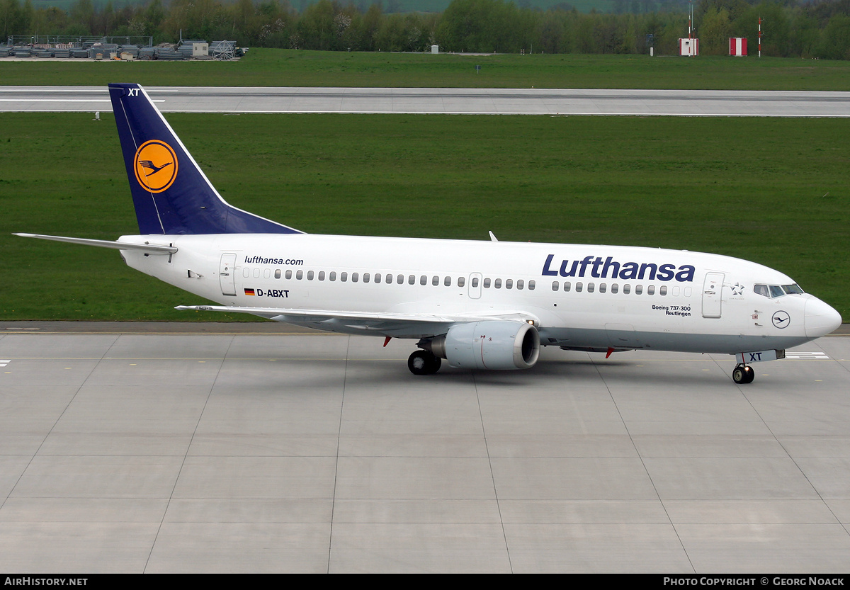 Aircraft Photo of D-ABXT | Boeing 737-330 | Lufthansa | AirHistory.net #33977