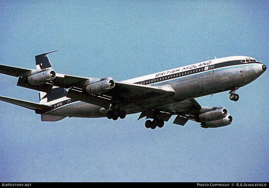 Aircraft Photo of G-AYVE | Boeing 707-321 | British Midland Airways - BMA | AirHistory.net #34306