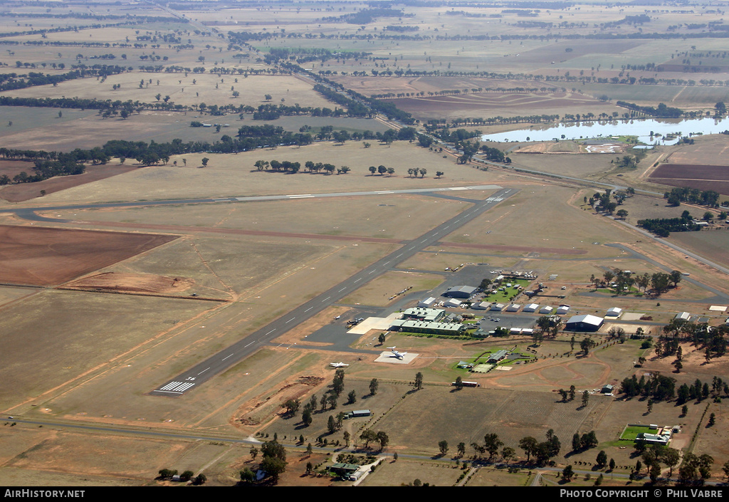 Airport photo of Temora (YTEM / TEM) in New South Wales, Australia | AirHistory.net #34319