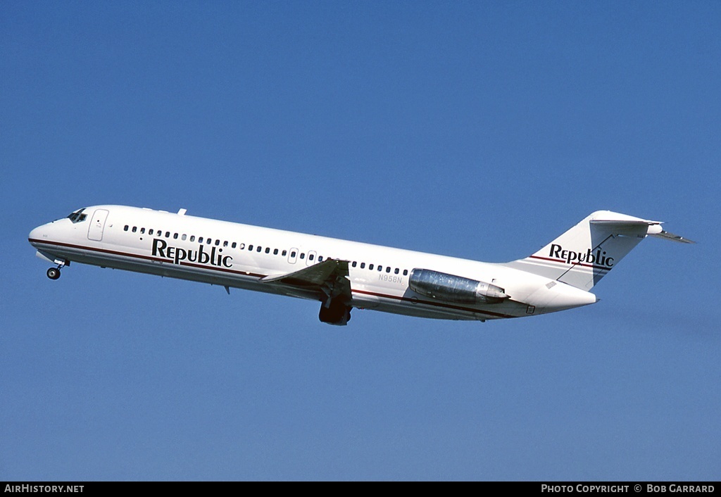Aircraft Photo of N958N | McDonnell Douglas DC-9-31 | Republic Airlines | AirHistory.net #34405