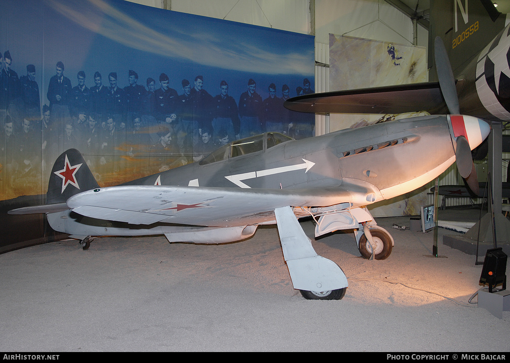 Aircraft Photo of 4 | Yakovlev Yak-3 | Soviet Union - Air Force | AirHistory.net #34411