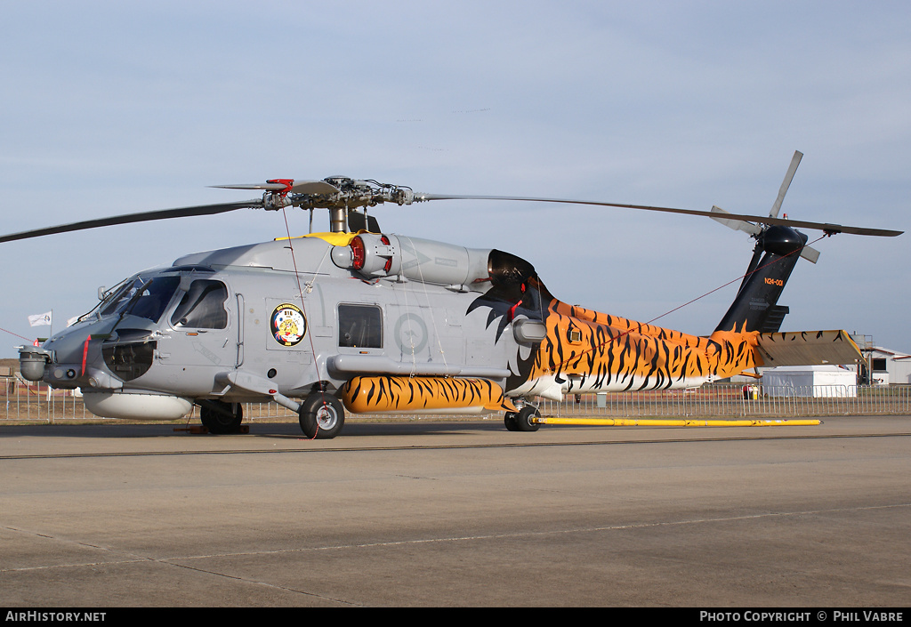 Aircraft Photo of N24-001 | Sikorsky S-70B-2 Seahawk | Australia - Navy | AirHistory.net #34436