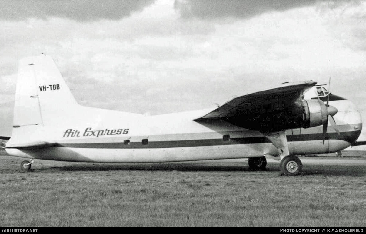 Aircraft Photo of VH-TBB | Bristol 170 Freighter Mk31 | Air Express | AirHistory.net #34494