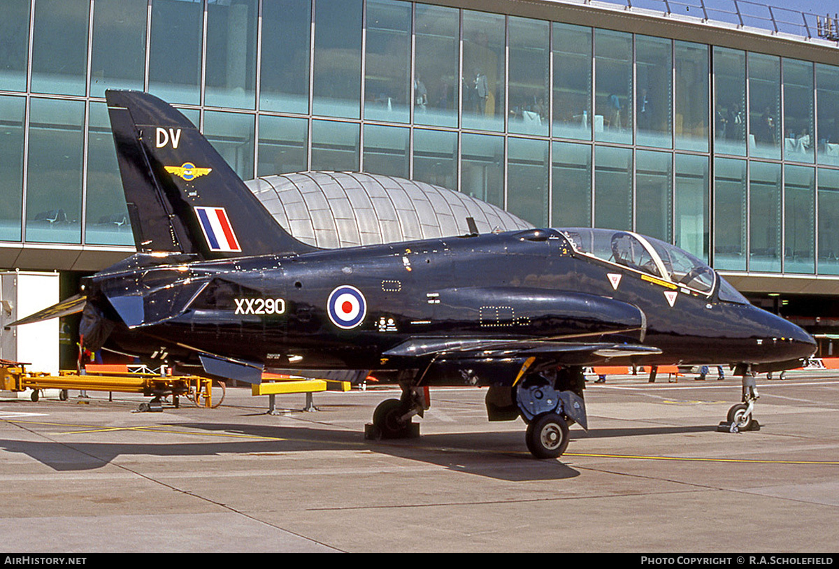 Aircraft Photo of XX290 | British Aerospace Hawk T.1 | UK - Air Force | AirHistory.net #34511