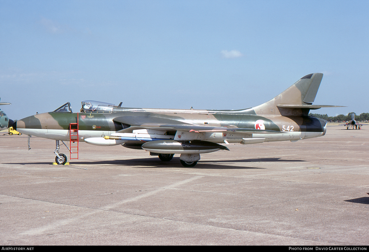 Aircraft Photo of 542 | Hawker Hunter FR74B | Singapore - Air Force | AirHistory.net #34683