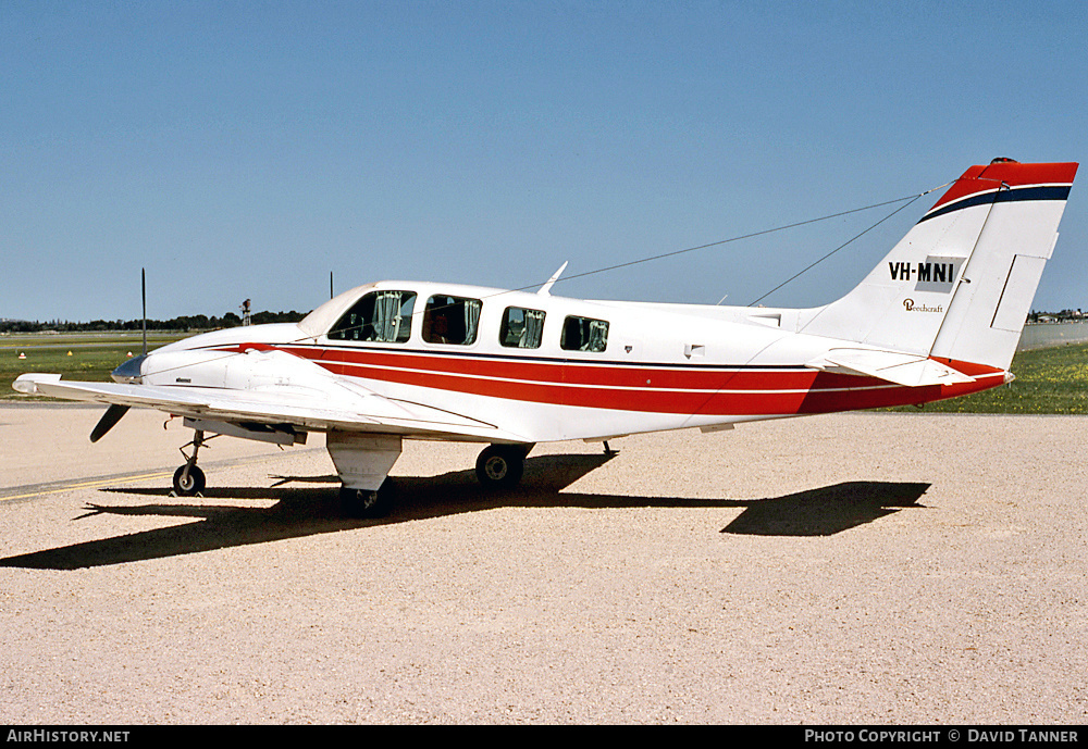 Aircraft Photo of VH-MNI | Beech 58 Baron | AirHistory.net #34712