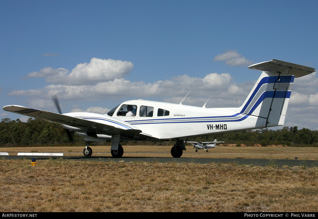 Aircraft Photo of VH-MHO | Piper PA-44-180 Seminole | AirHistory.net #34730