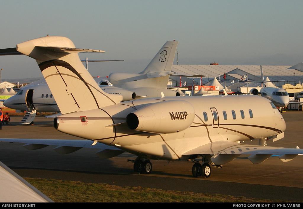 Aircraft Photo of N41DP | Bombardier Challenger 300 (BD-100-1A10) | AirHistory.net #34746